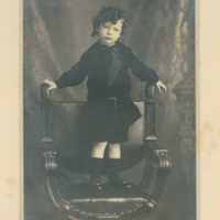 Unknown George aged 2 in 1915.jpg